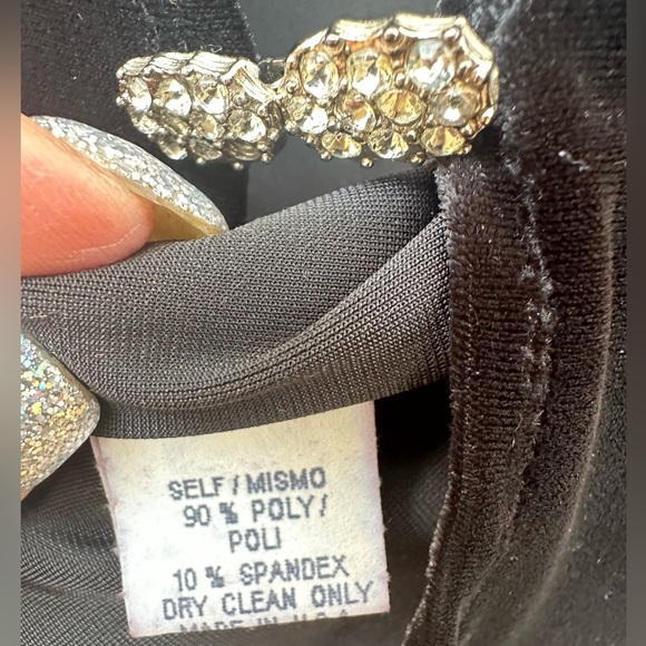 Vintage Crimson Black Velvet/Valuer Cape Cardigan Size M - Picture 8 of 8